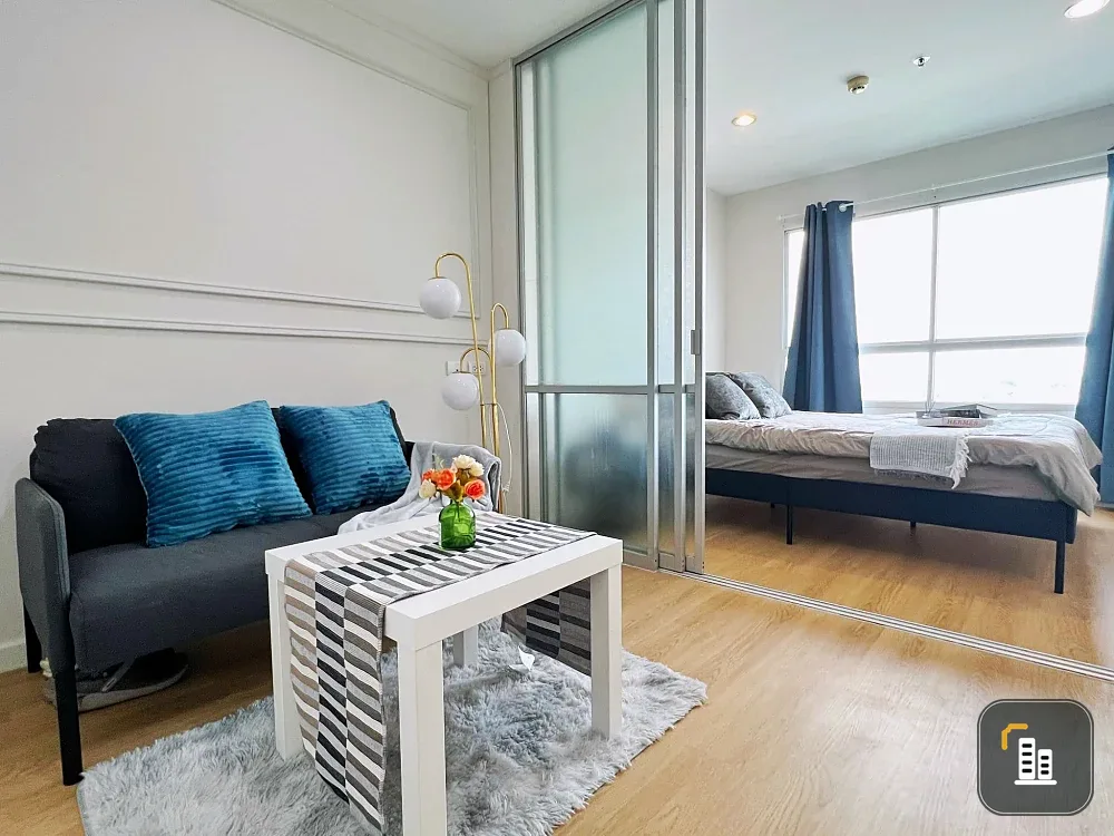 For sale: Lumpini Place Suksawat - Rama 2, 12th floor. Good condition unit, fully furnished, ready to move in.