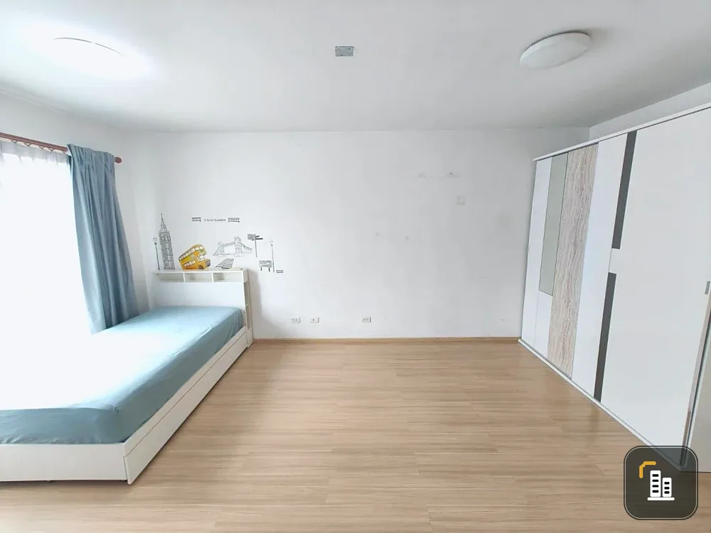 Selling 4 studio rooms at Be You Chokchai. Fully furnished with appliances. Book now!