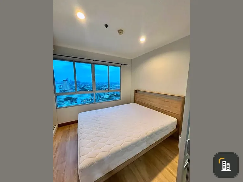 Selling a lovely condo at Lumpini Ville Ratburana-Riverview. Fully furnished with beautiful river views. Book now!