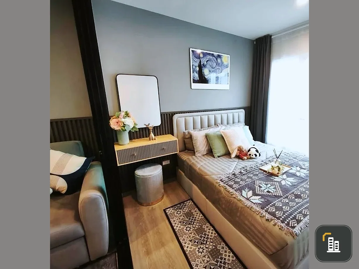 Condo for rent at Regent Home Bangna. The unit has clearly separated zones, making it a comfortable and convenient living space. Everything you need i
