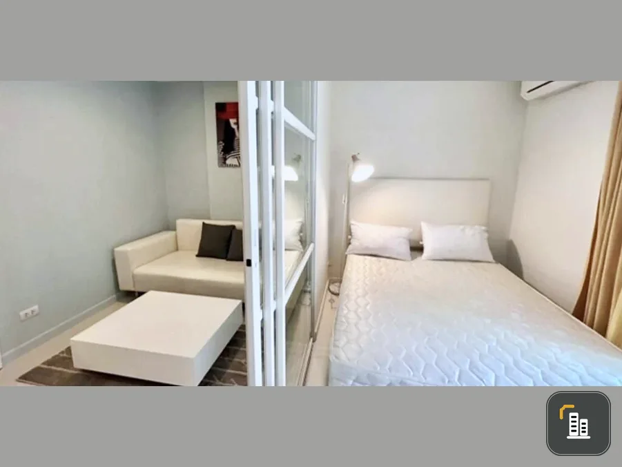 For rent: Elements Srinakarin, 4th floor, nice, fully furnished unit. Book now!