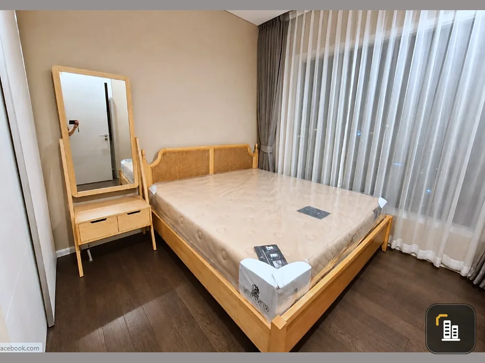 For rent: The Saint Residences, corner unit, very high floor, unobstructed city view, no buildings blocking the view. High-quality, specially selected