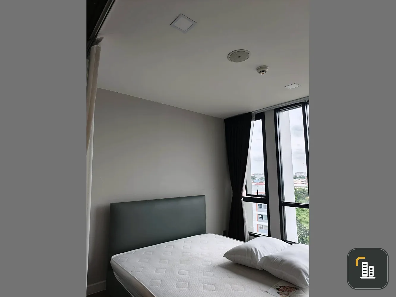 Spacious and comfortable condo for rent at Esta Bliss. Enjoy ample living space and complete amenities. Book today and don't miss out!