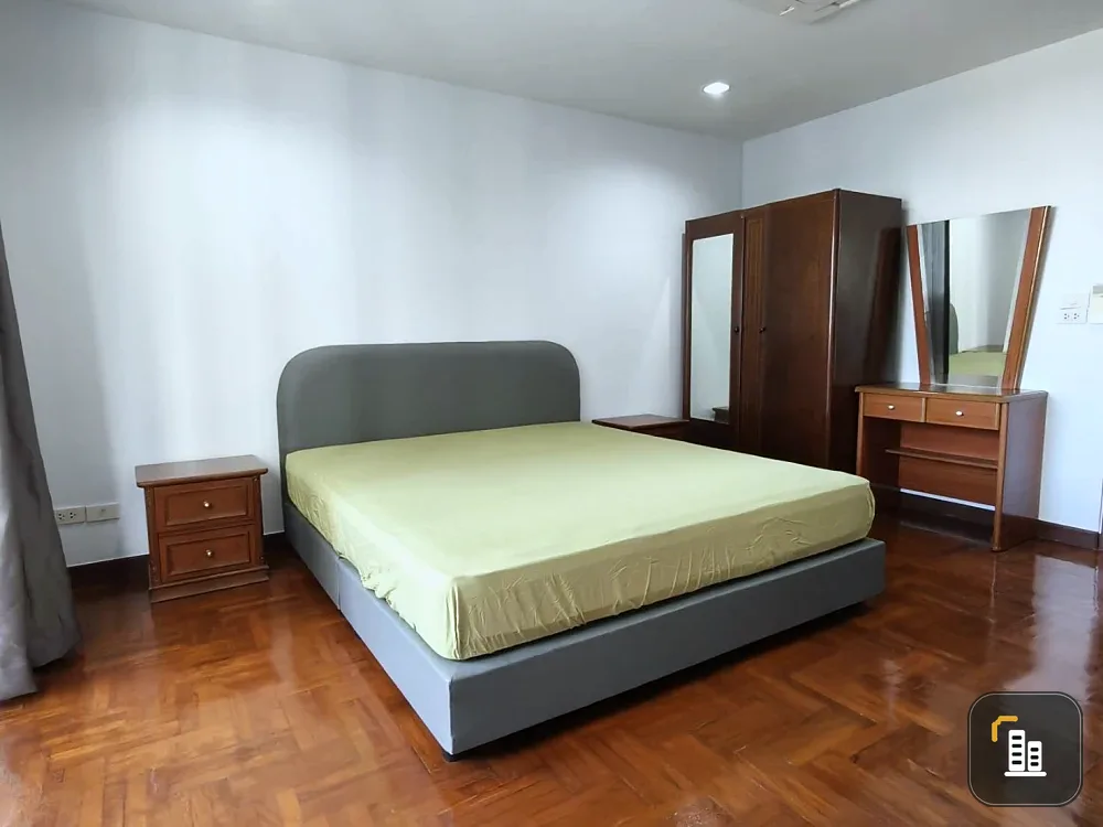 Condo for rent at Wittayu Complex, 2 bedrooms, 2 bathrooms, 14th floor, high floor with great views, fully furnished and equipped with appliances. Boo