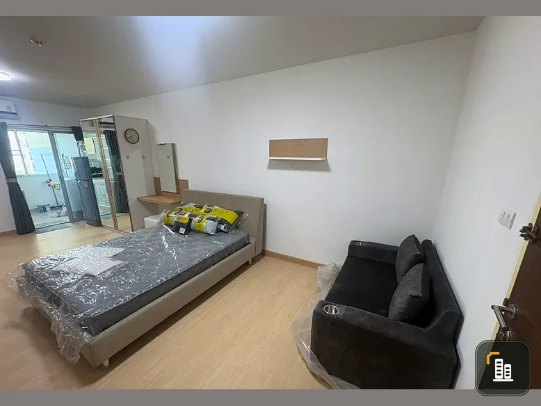 For rent: Supalai Park Kaset, pool view, fully furnished, ready to move in. Book now!