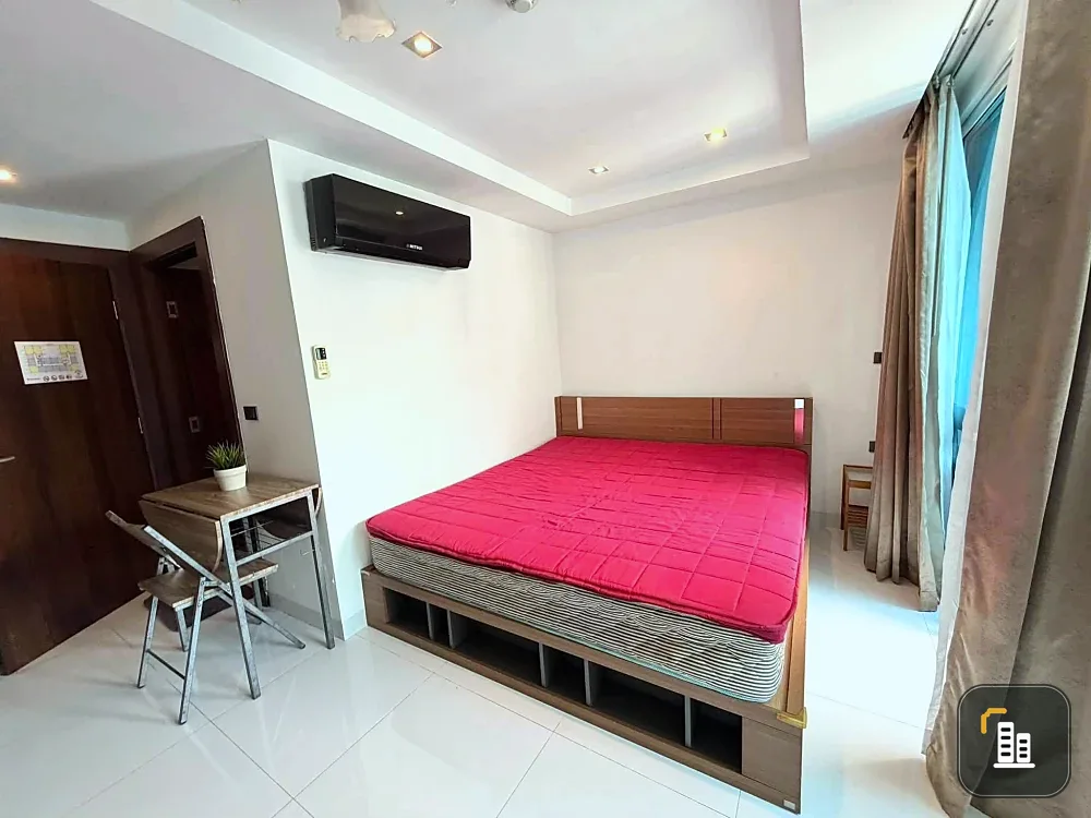 For rent: Serenity Wongamat, studio room, 7th floor, fully furnished. Just bring your belongings and move in.