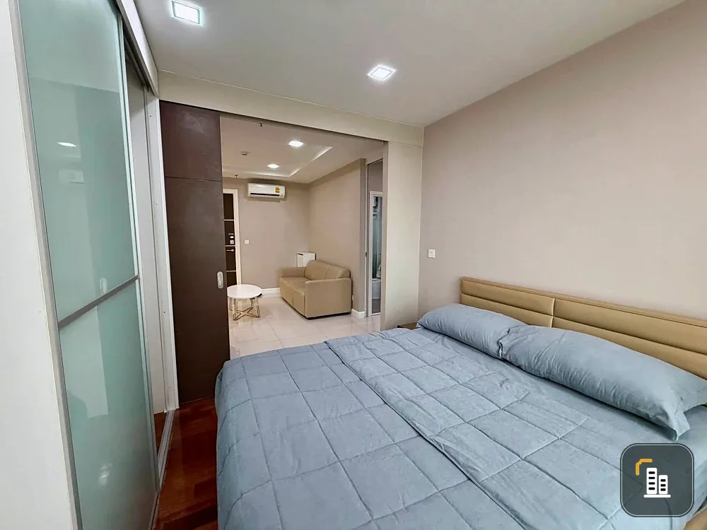 Selling 1-bedroom units at The Metropolis, fully furnished and with complete amenities. Book now!