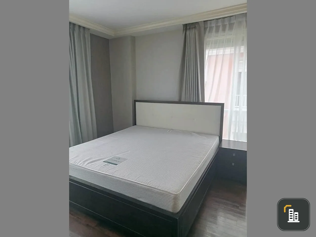 For rent: Leticia Rama 9, 1 bedroom, 1 bathroom. Prime location with complete amenities. Book now!