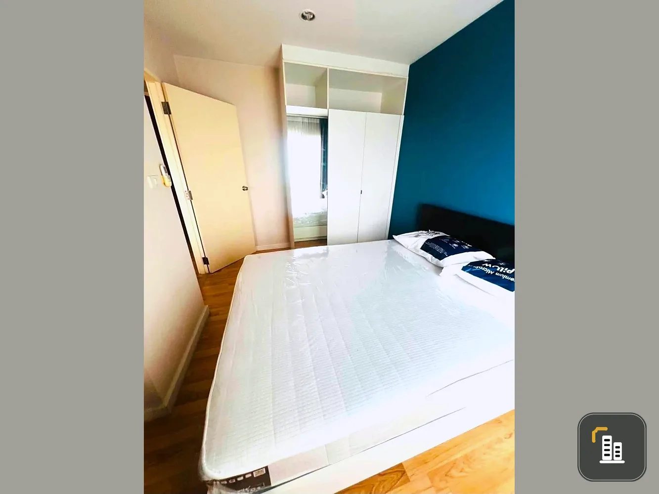 Selling Cool Rama 7, 6th floor, fully furnished unit. Ready to move in! Don't miss out! Book now!