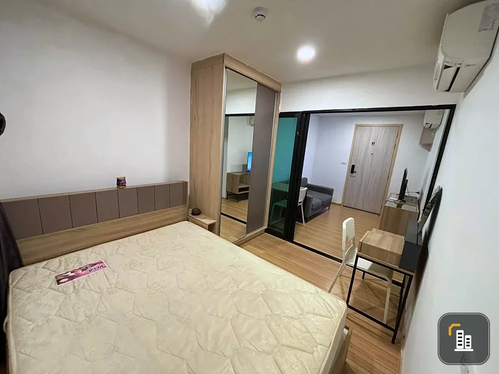 Selling Chewathai Hallmark Ladprao-Chokchai 4, corner unit, less crowded, great location, unobstructed view. Book now!