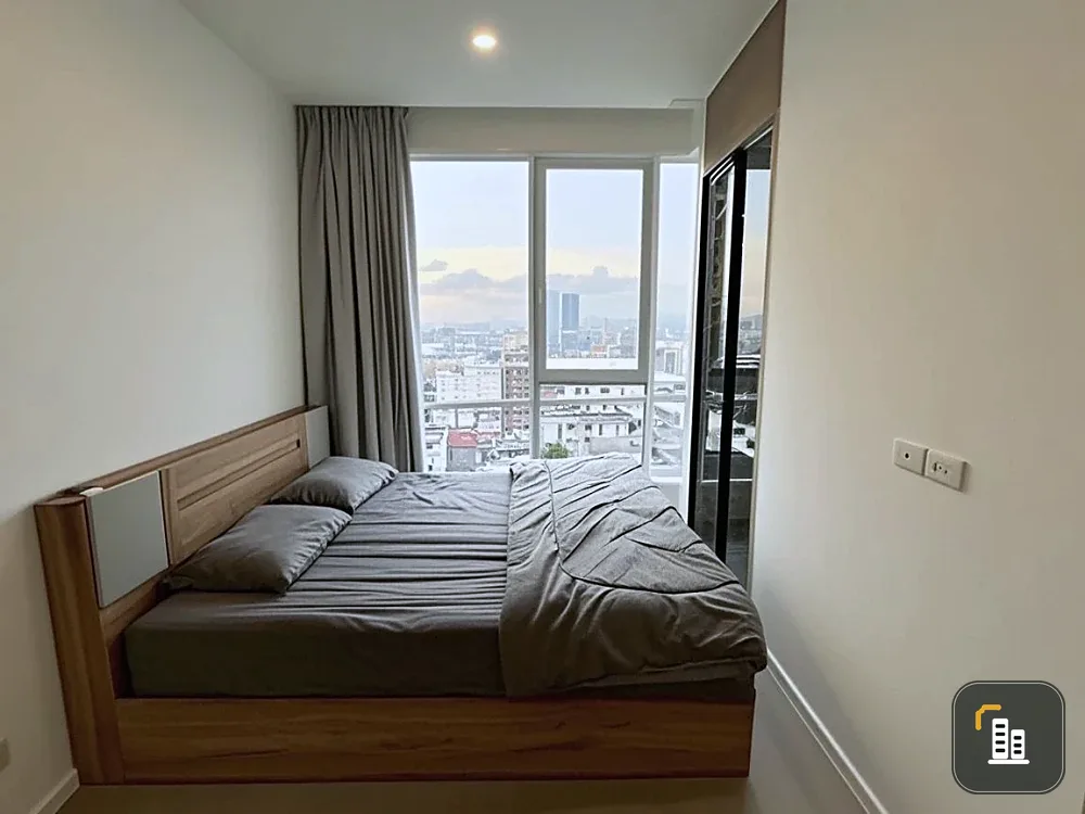 Condo for Sale: De La Pise Charan 81