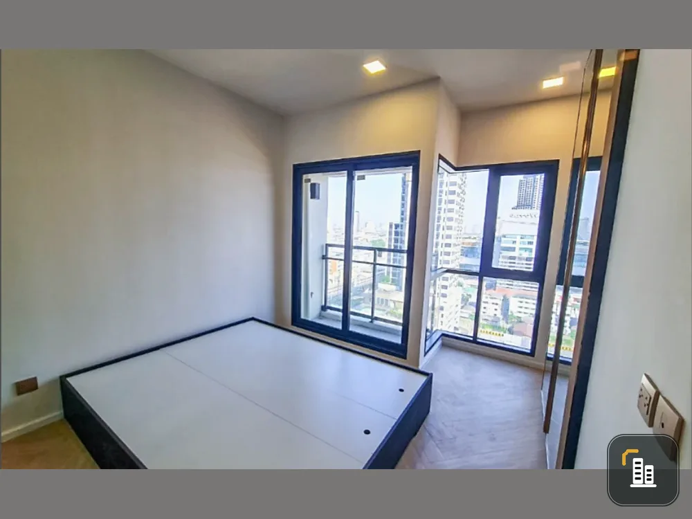 Condo for Sale: Ideo Mobi Bangsue Grand Interchange