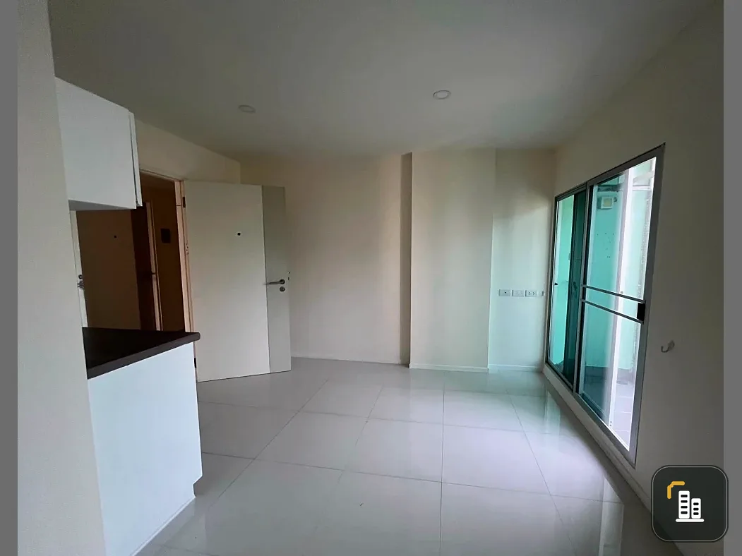Selling Lumpini Ville Pranangklao-Riverview condos. Nice and comfortable, fully furnished with great amenities. Book now!