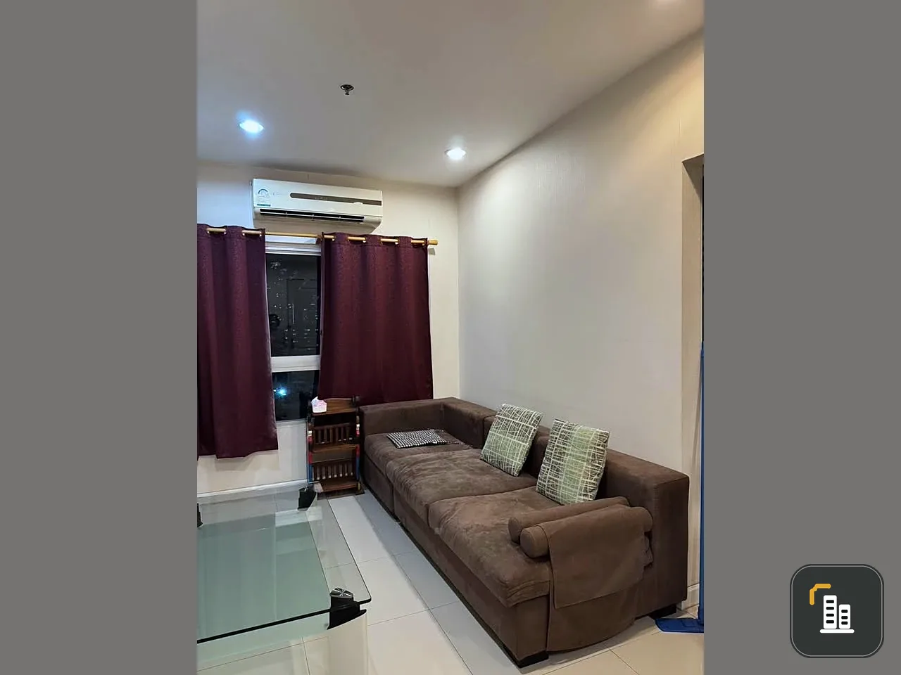 Q.House Condo Sathorn for rent. The unit is on the 9th floor, right next to the BTS station. You can take the escalator directly from the condo. Very