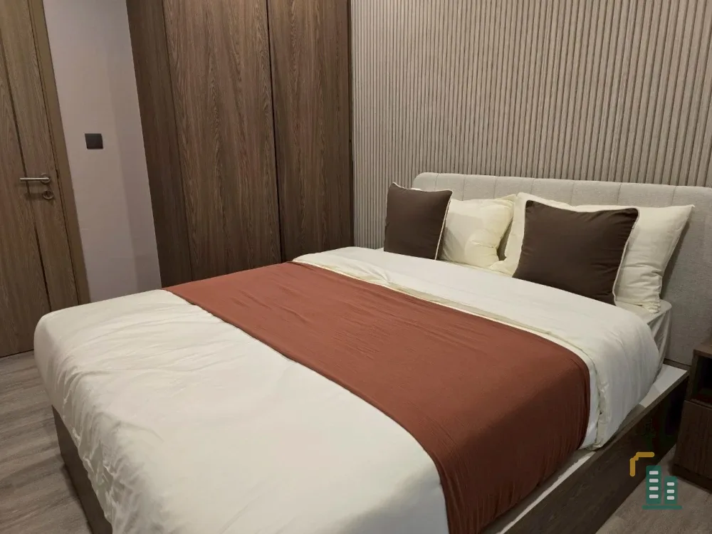 For rent: PYNN Soonvijai, 3rd floor. Nice, fully furnished unit. Book now! Don't miss out! Hurry!
