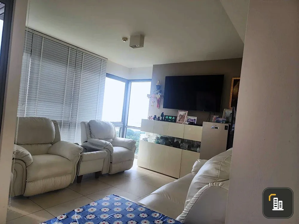 Selling Unixx South Pattaya, 2 bedrooms, great location, spacious living area, beautiful views. Book now!
