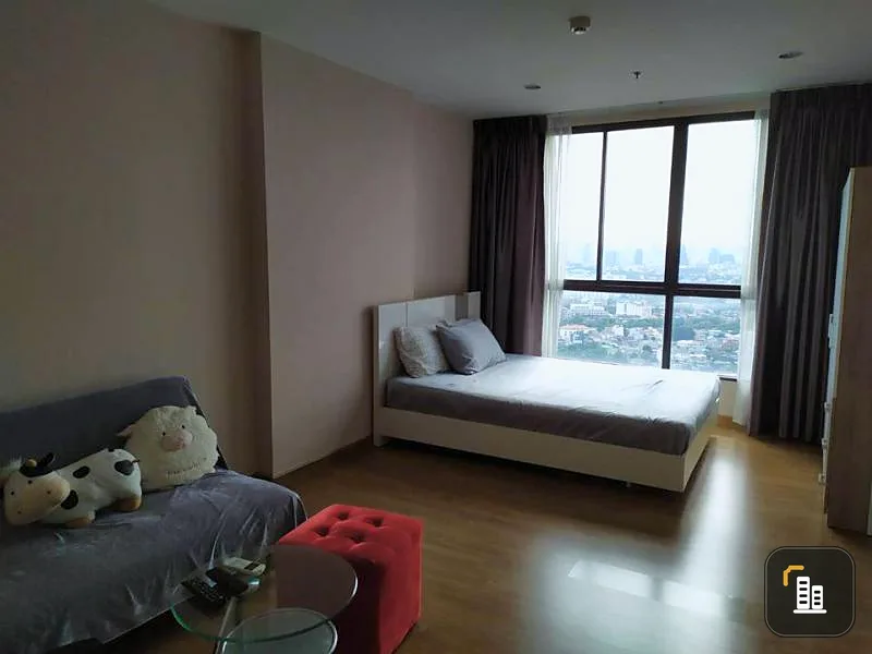 Urgent sale, The Tree Interchange Condo, new room with furniture.
