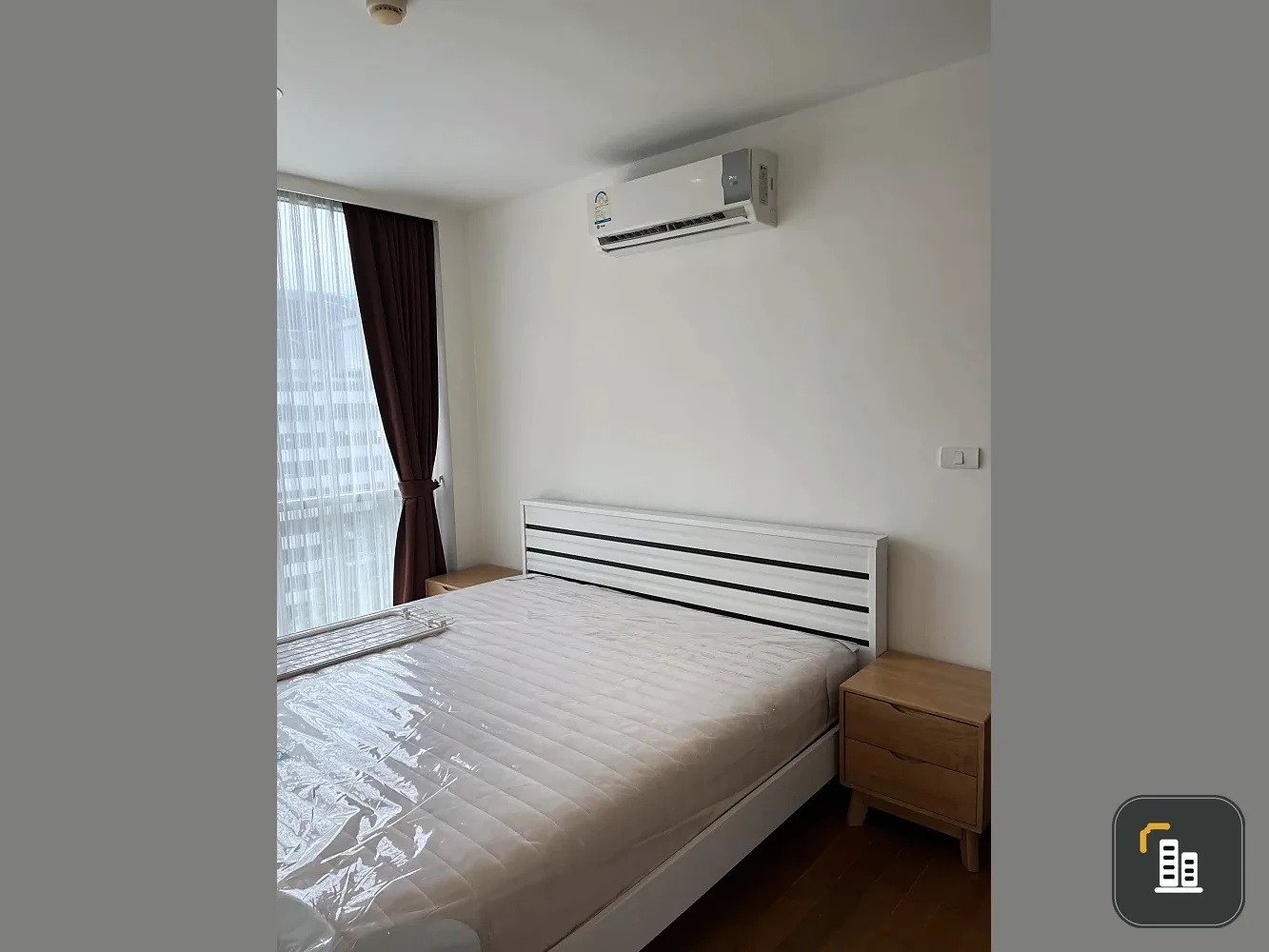 Condo for rent at The Line Phahonyothin Park. Spacious and comfortable unit with ample living space. Convenient and fully furnished. Move in immediate