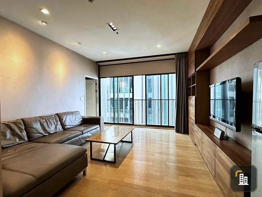 For rent: Noble Refine, corner unit with beautiful, unobstructed, and private views. High-quality materials and furniture used throughout. Excellent v