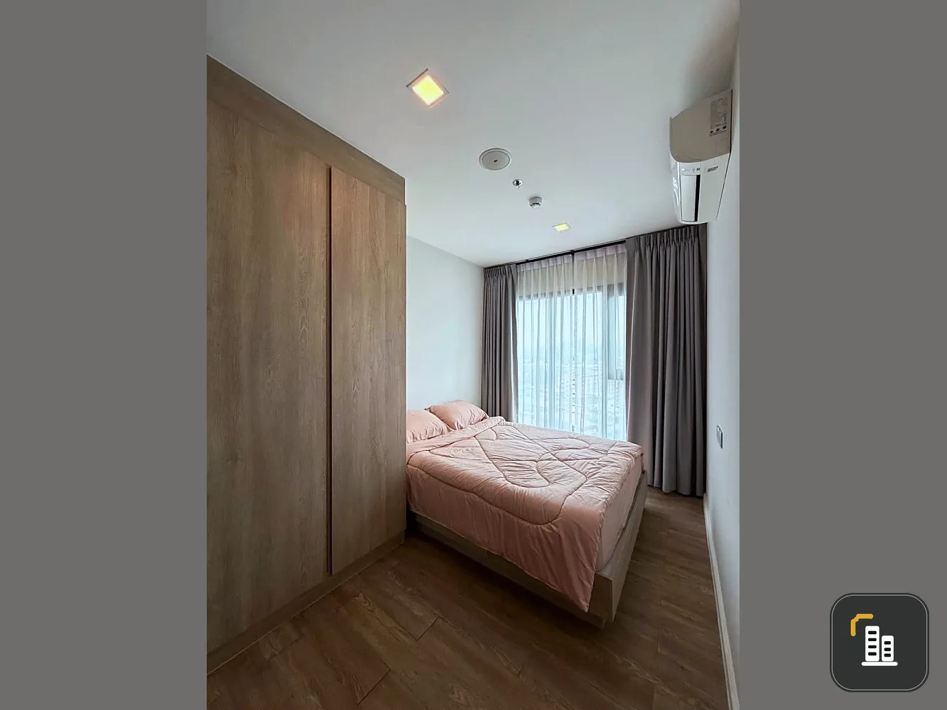 Condo for rent at Modiz Sukhumvit 50. Fully furnished with appliances. Just bring your suitcase and move in!