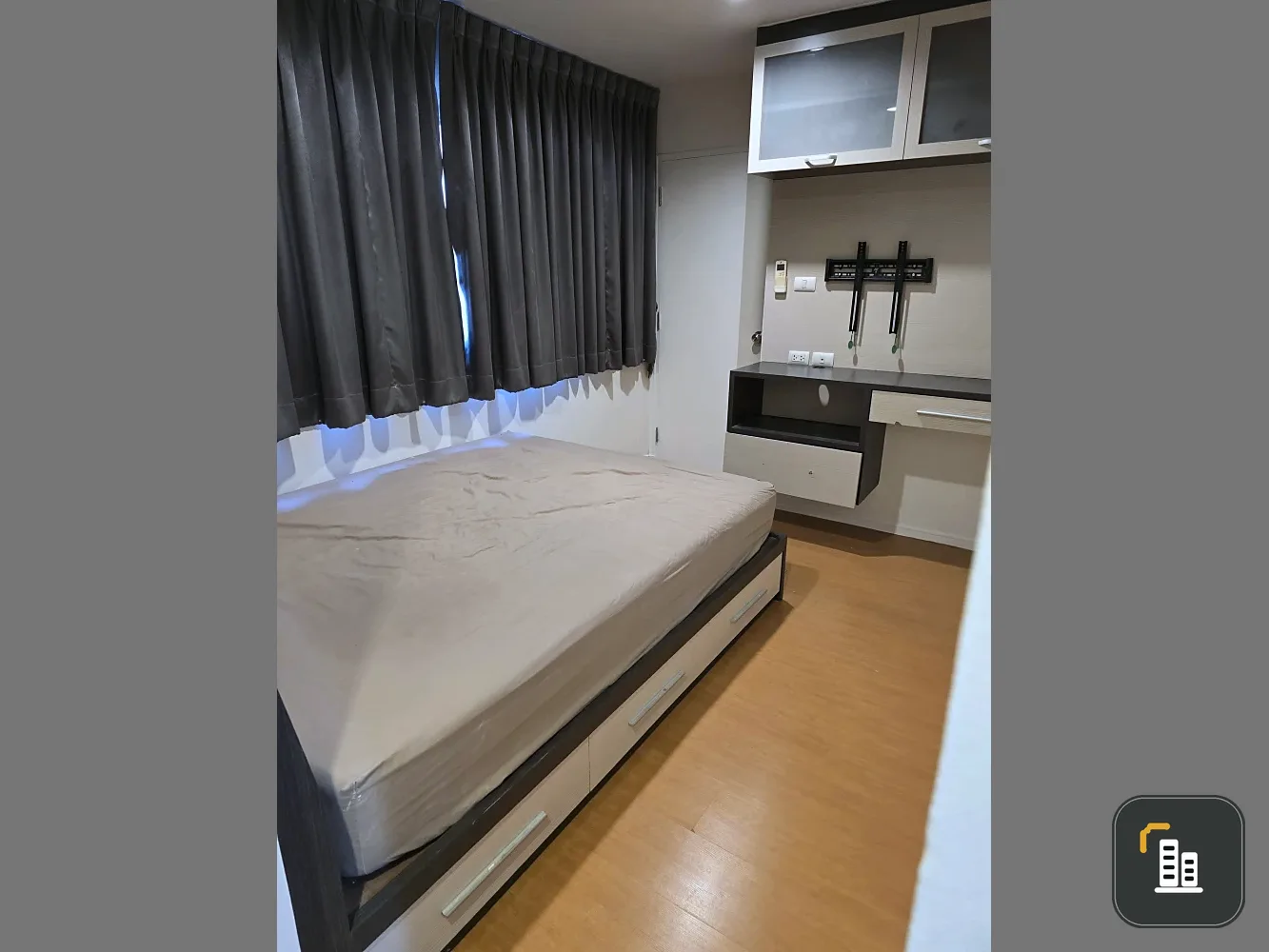 For sale: Lumpini Mega City Bangna, 2-bedroom (combined) unit with 2 bathrooms, very spacious, on the top floor. Book now before it's too late!