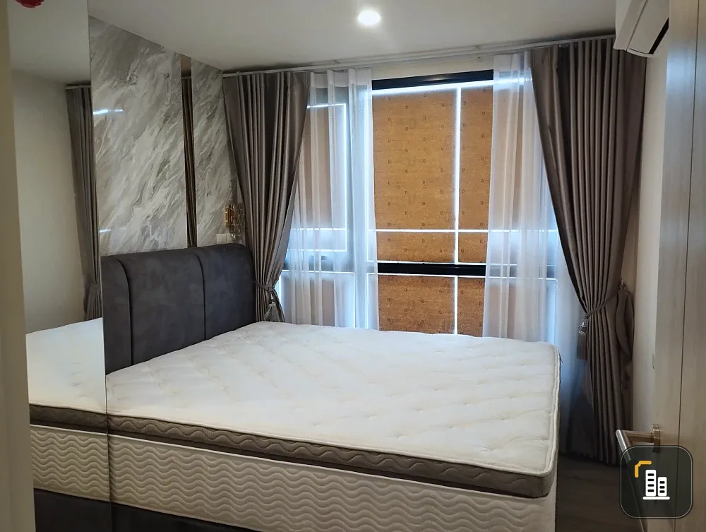 For sale: Origin Play Sri Udom Station, ready-to-move-in unit, 7th floor, fully furnished, pets allowed. Buy now!