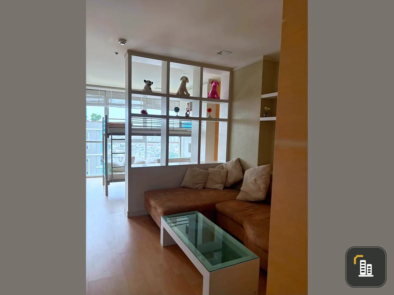 Urgent sale! St Louis Grand Terrace condo, high floor unit, private atmosphere, everything you need is here. Own it now!