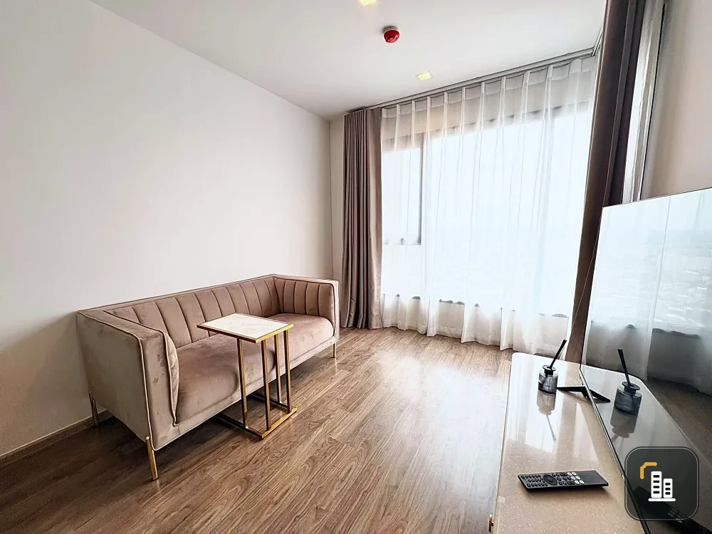 Condo for rent at Life Ladprao Valley, 43rd floor. High floor with stunning views and full amenities. You definitely don't want to miss this opportuni
