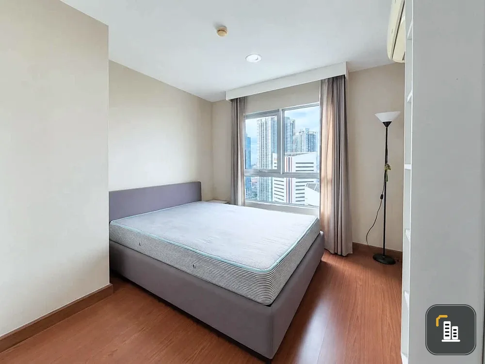 Selling BELLE GRAND RAMA 9 condo, very high floor, maximum usable space. Book now!