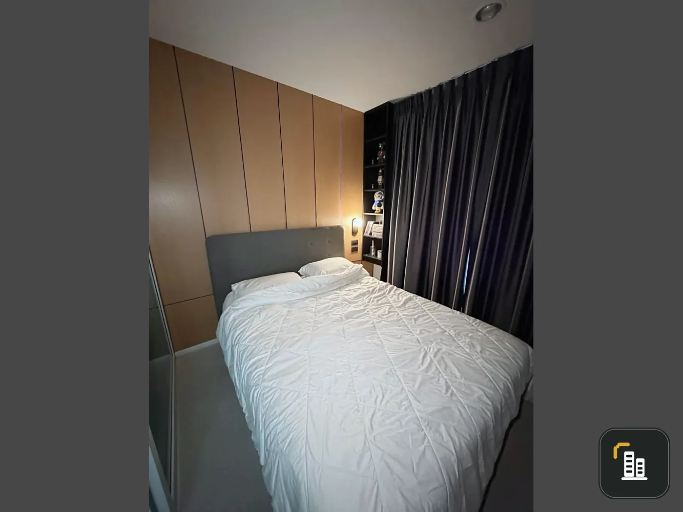 Selling Aspire Sathorn-Tha Phra, well-decorated unit with complete furniture and appliances. Ready to move in.
