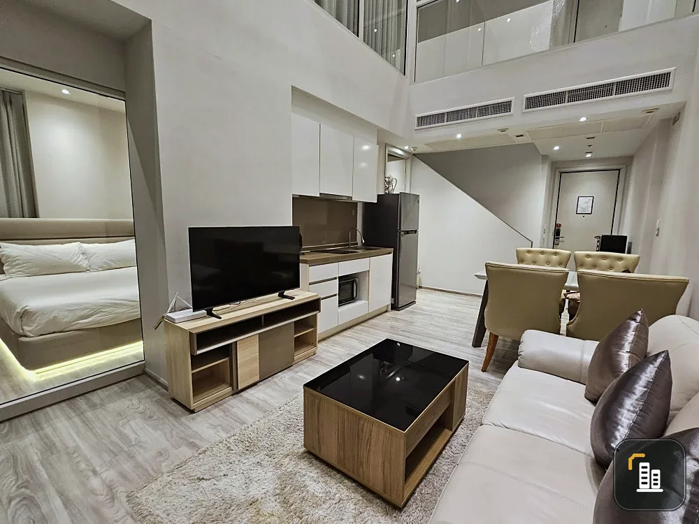 For rent: Baan Plai Haad (North Pattaya), corner unit, expansive sea view, 15th floor, beautifully decorated, very comfortable.
