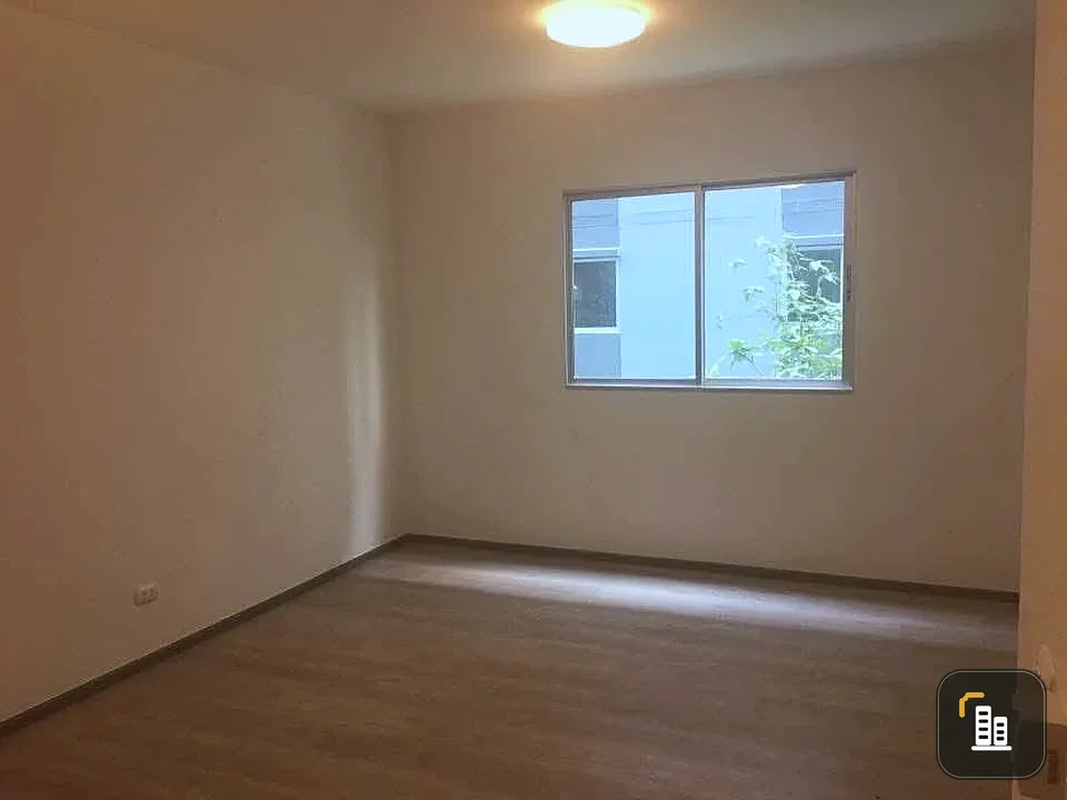 Selling The Point Condo Rangsit-Klong 6, 1 bedroom, 1 bathroom, 2nd floor. Great location, convenient transportation. Book now!