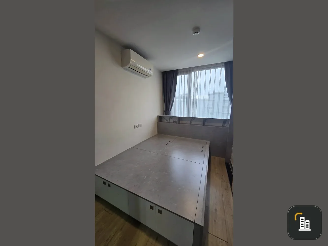 Selling Attitude BU, ready-to-move-in unit on the 7th floor. Amazing price! Own it today! Don't miss this opportunity!