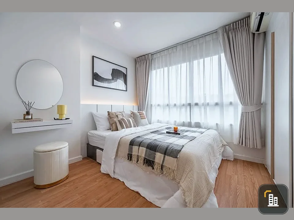 Selling a beautifully decorated condo at Lumpini Ville Ramkhamhaeng 60/2. The unit features a comfortable white color scheme and an attractive price.