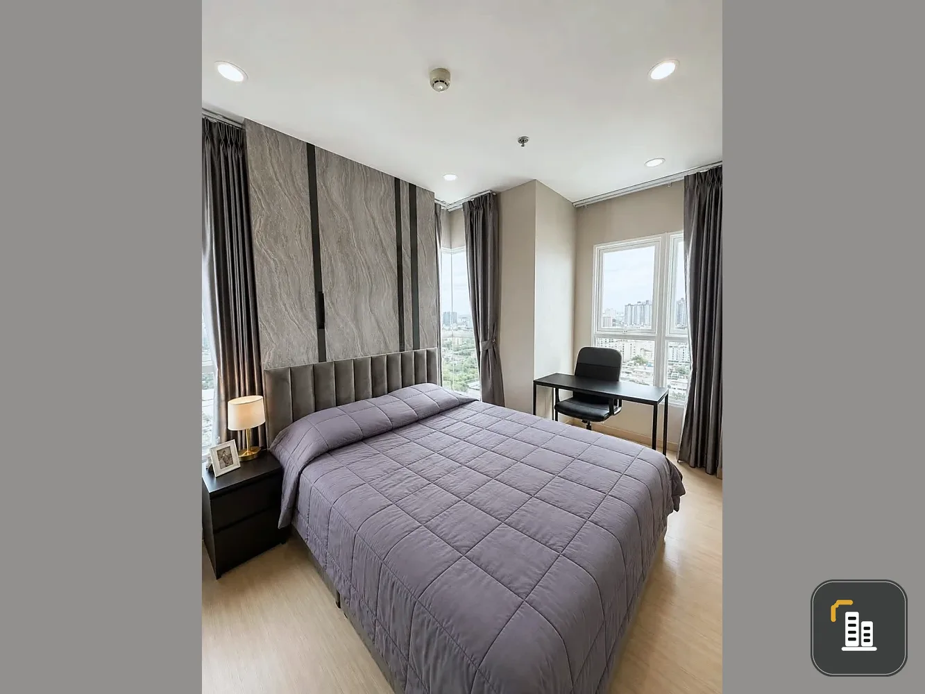Selling Supalai Veranda Ramkhamhaeng, corner unit, less crowded, spacious living area. Book now!