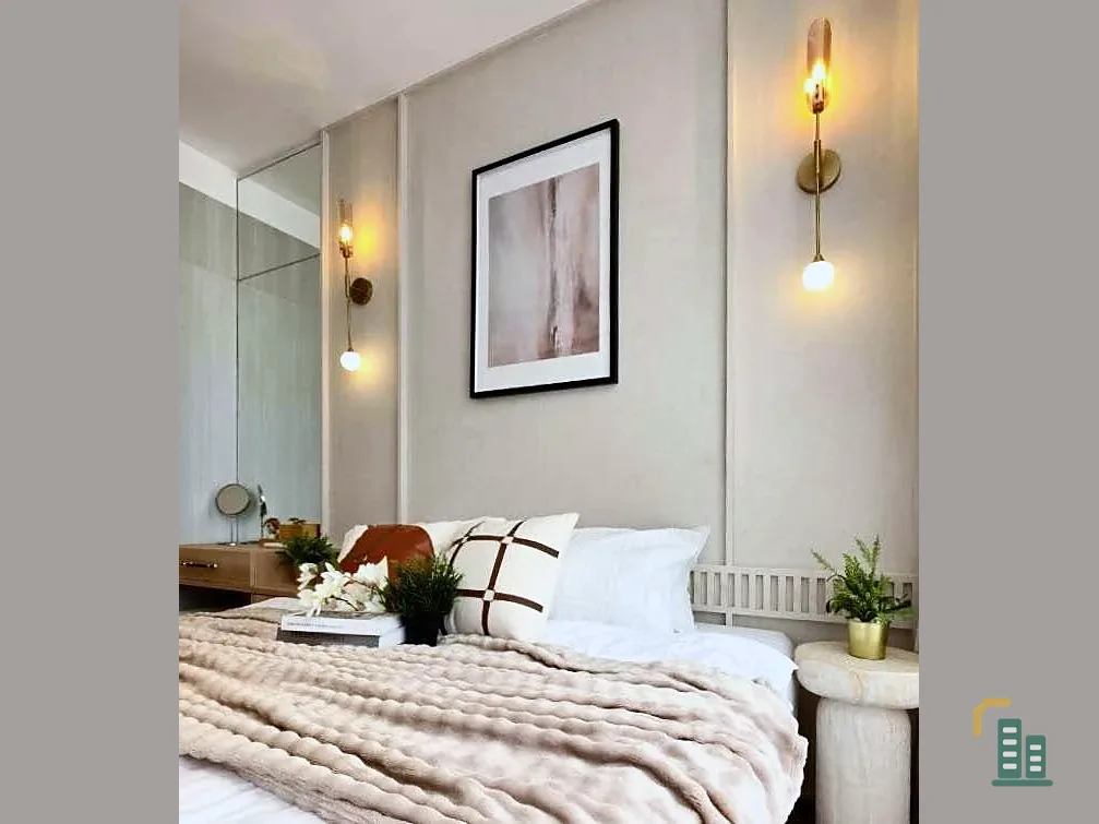 For rent: The Fine Bangkok Thonglor-Ekkamai, a luxurious Japanese Modern style condo with full functionality, including a separate enclosed kitchen. R