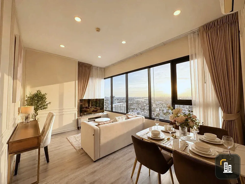 For rent: Knightsbridge Prime On-nut. Spacious room with well-divided spaces, city/Bang Krachao river view, and natural light. Reservation required.