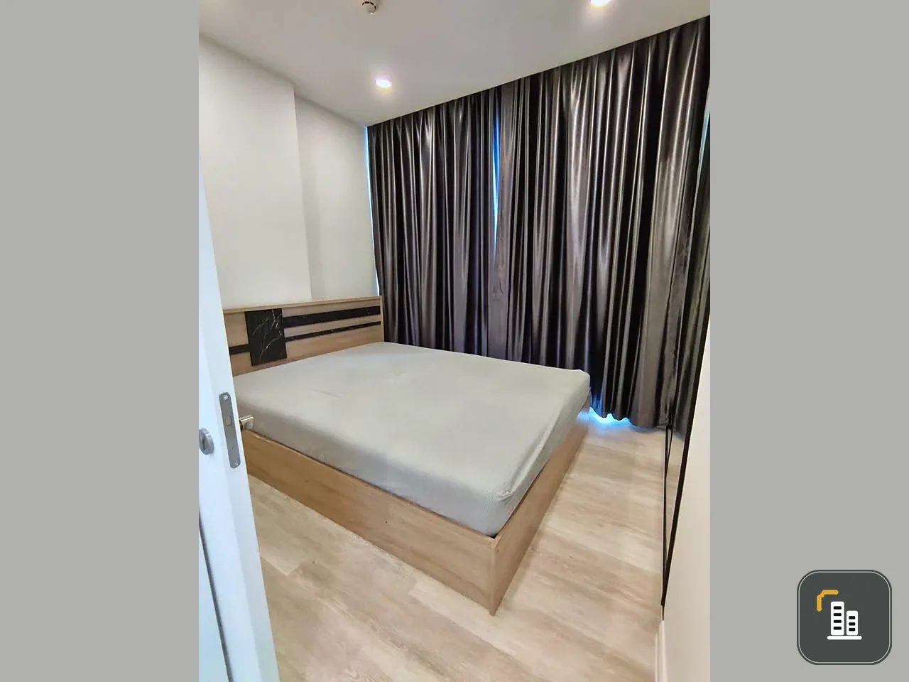 For rent: The CLEV Riverline Chaophraya - Wongsawang. Nice room, fully furnished, beautiful river view from a high floor. Book now!