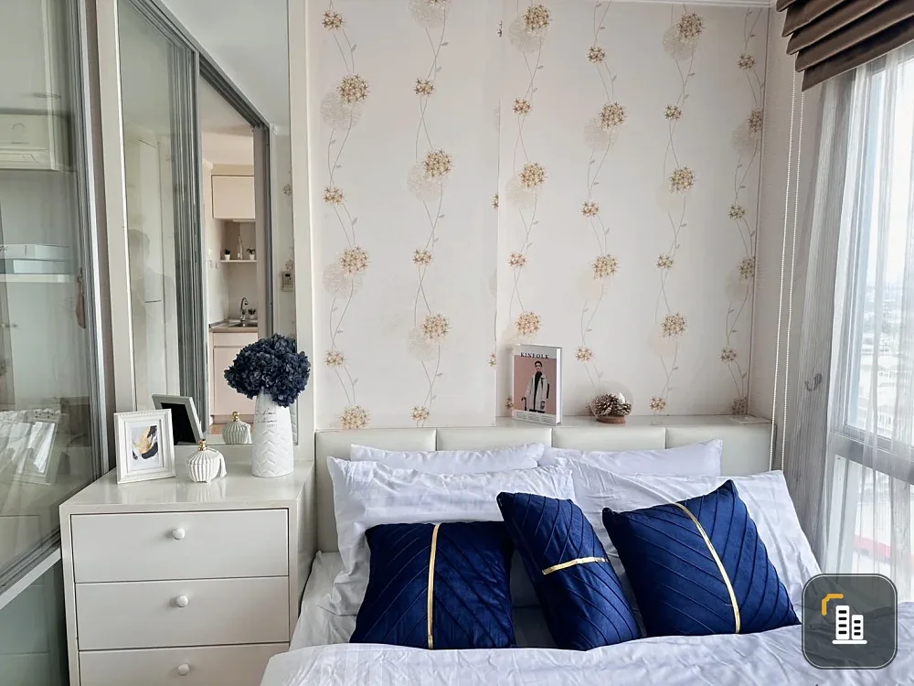 Condo for Sale with Tenant: Lumpini Ville Phibulsongkram-Riverview