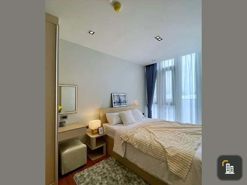 For rent: U Charoen Residence Town in Town, 1 bedroom, 1 bathroom. Coordinated interior design, pool view. Book now!