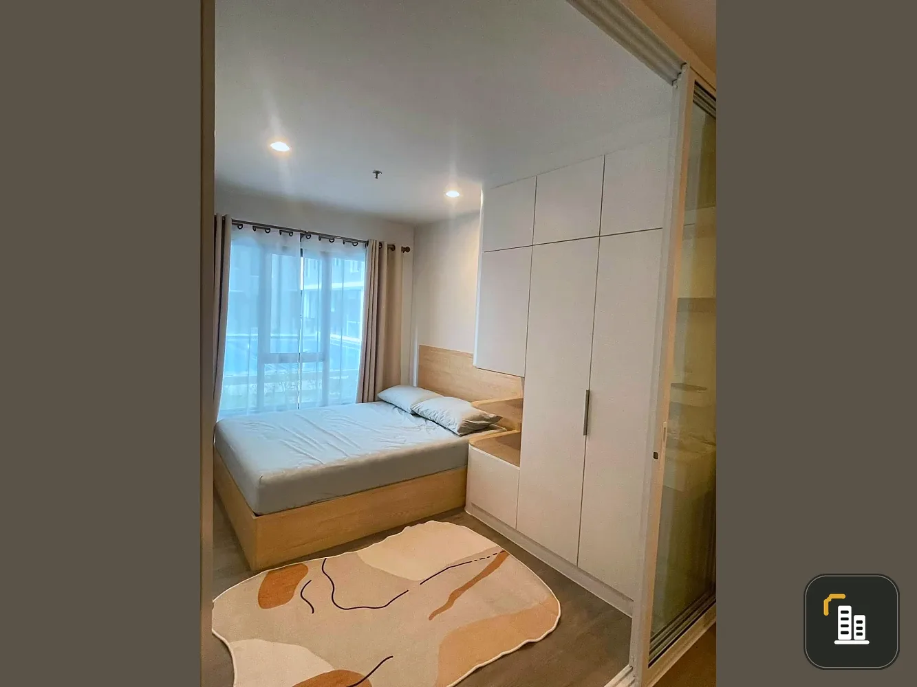 For rent: Regent Home Wuttakat, 7th floor, fully furnished, very livable. Book now! (Quickly!)