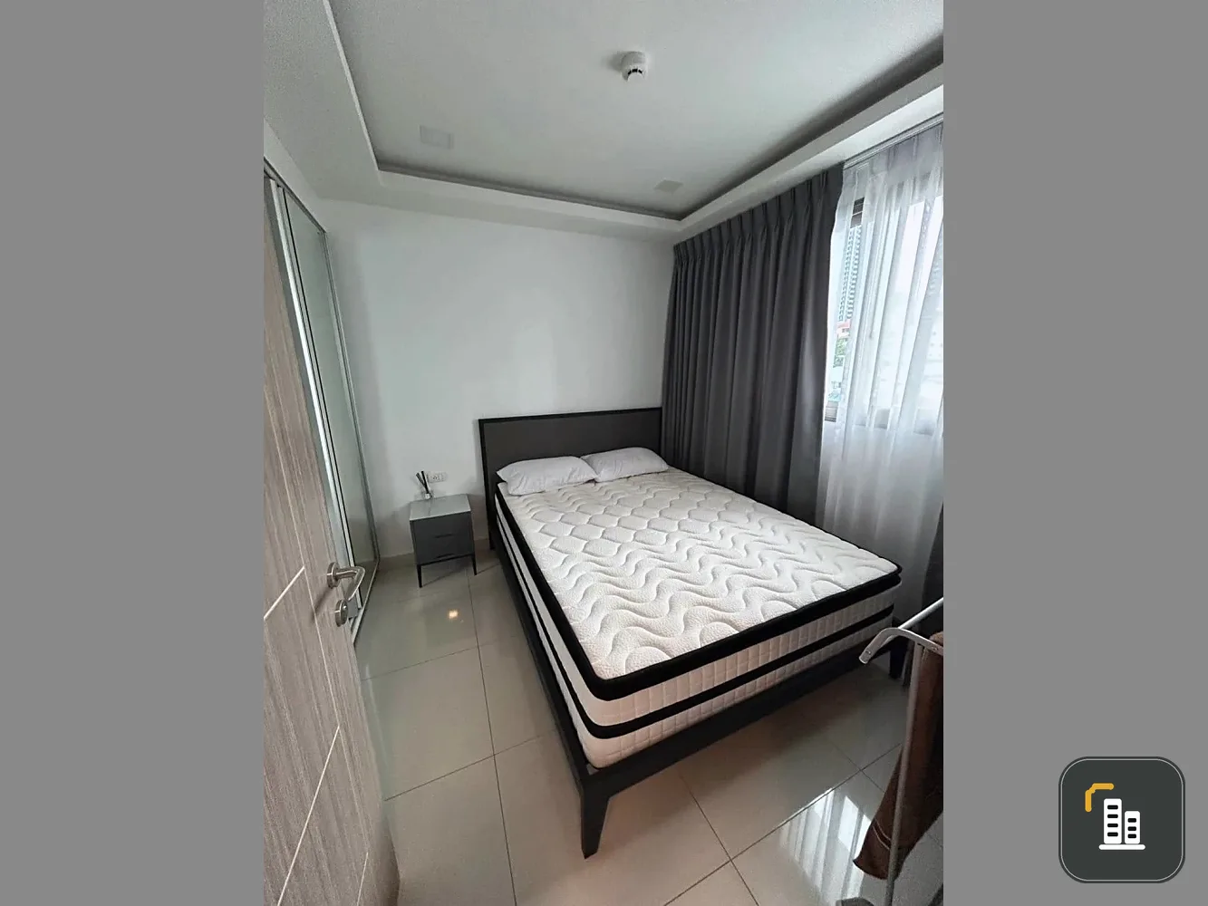Selling Arcadia Beach Continental, a lovely unit on the 5th floor with complete amenities. Book now!