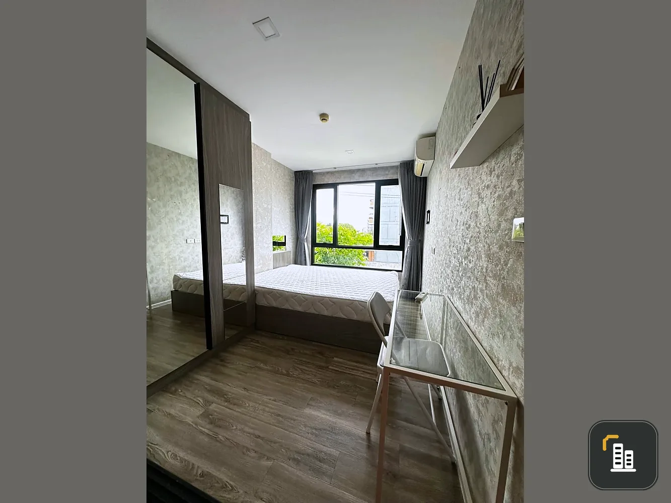 For rent: B-Loft Lite Sukhumvit 115. A lovely unit with high-quality wallpaper and fully furnished. Book now!
