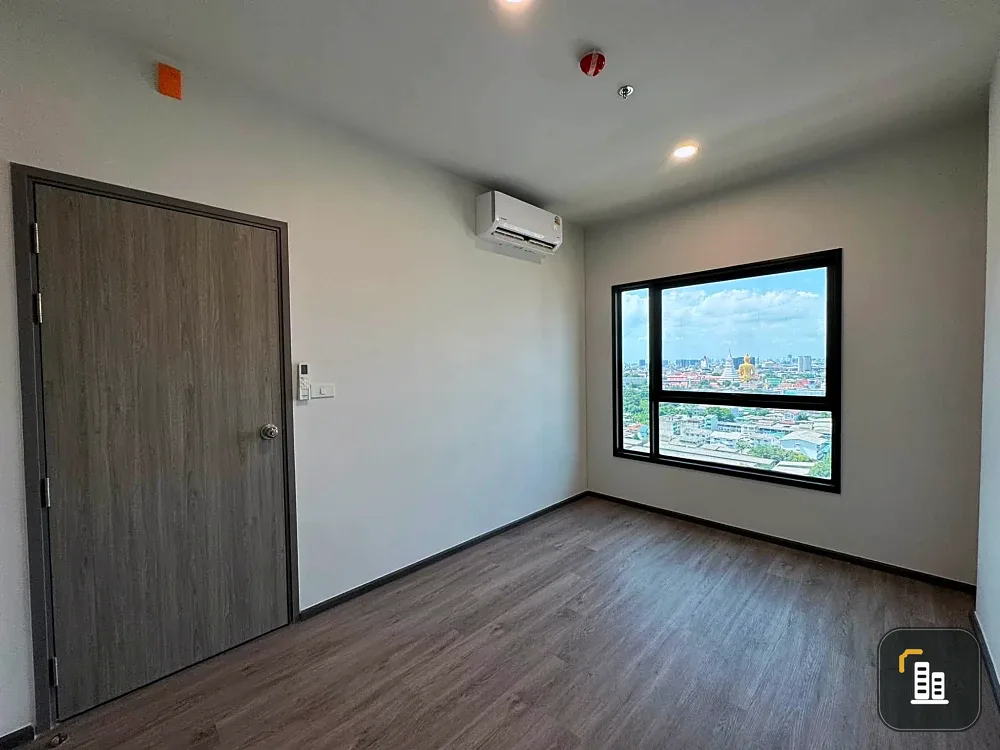 Selling unfurnished Rich Point @ BTS Wutthakat units in a great location with beautiful, unblocked views and convenient transportation. Book now!