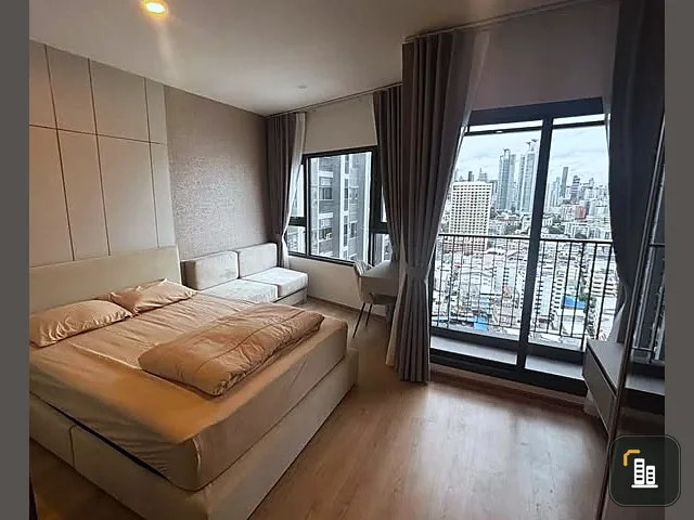 For rent: Life Rama 4 - Asoke, 22nd floor, beautiful city view, fully furnished, very livable. Book now!