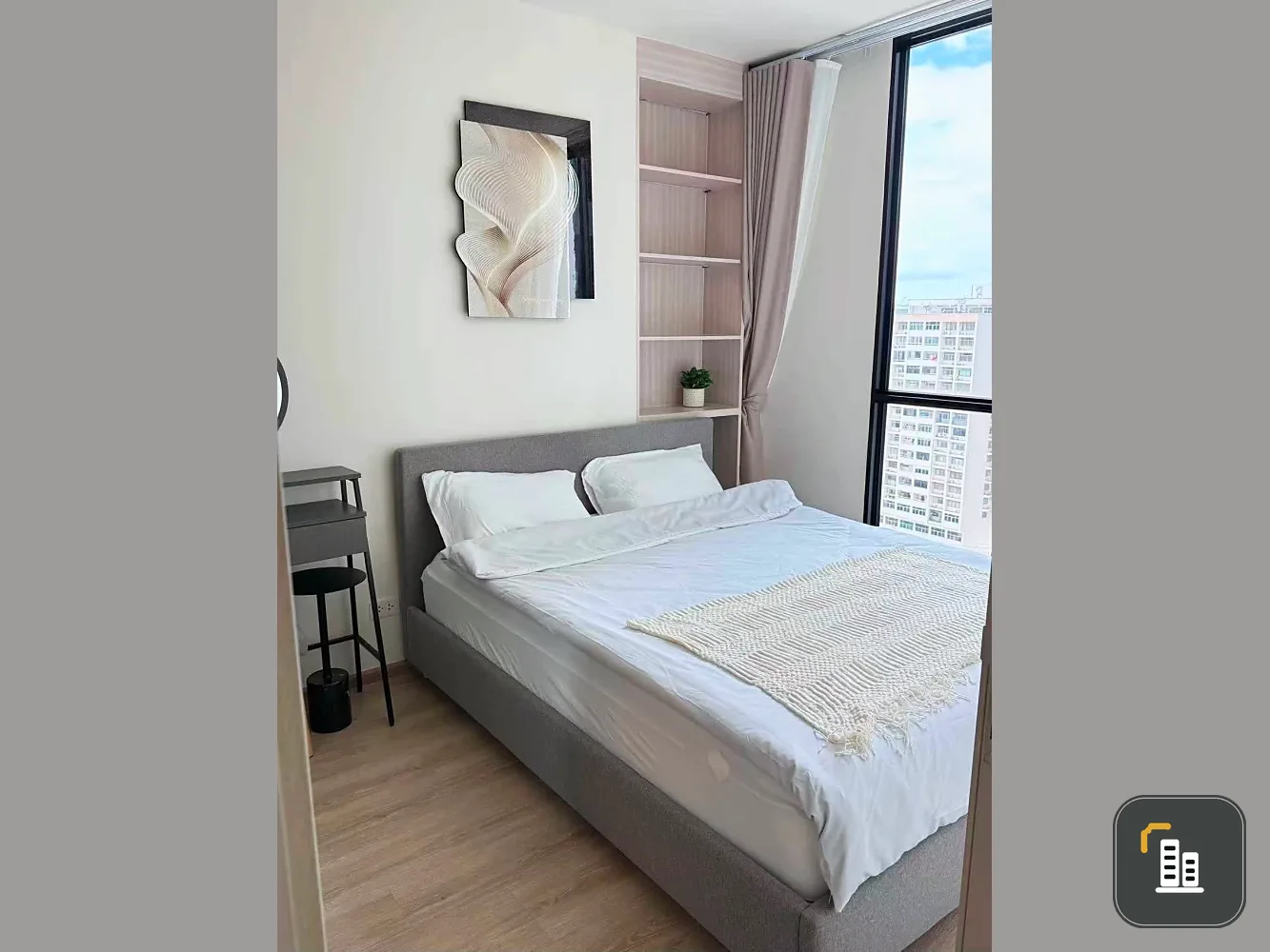 For rent: Noble Nue District R9, corner unit, quiet area, fully furnished and equipped with appliances. Book now!