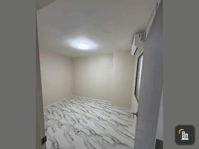 For rent: S.V. City Rama 3, 5th floor, 2 bedrooms, unfurnished, bright and airy. Book now!