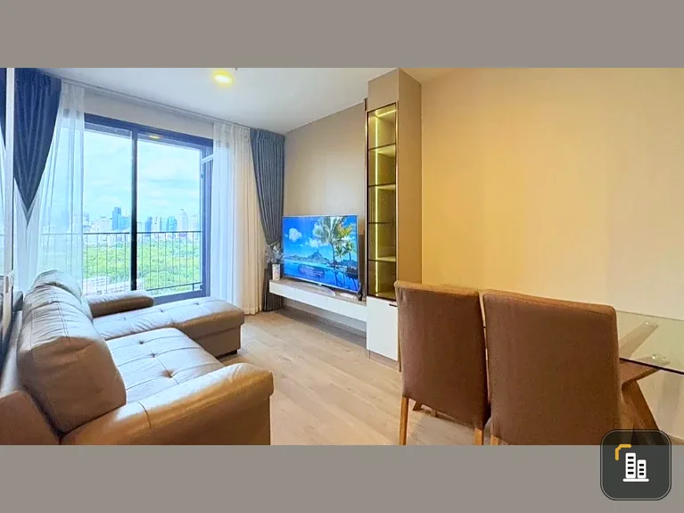 For rent: The Crown Residences, 23rd floor, panoramic view, beautiful corner unit, fully furnished. Book now!