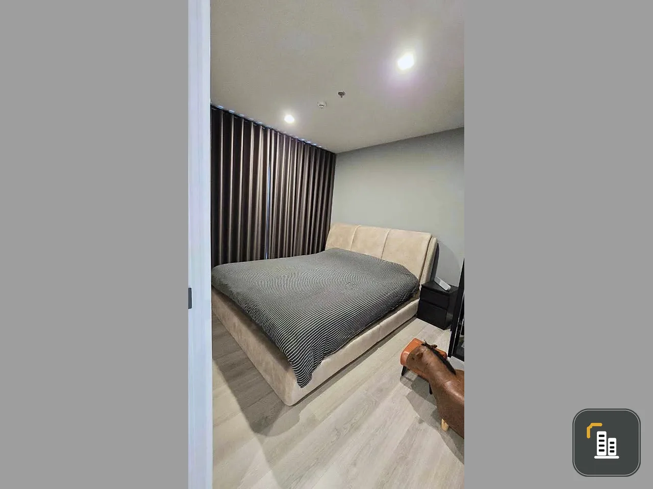 For rent: The Key Rama 3. Beautiful view, high floor, unobstructed view! Private, corner unit, not next to any other unit.