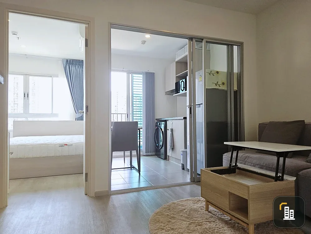 Condo for rent at Elio Sathorn-Wutthakat. Nice unit, fully furnished with appliances. Amazing price! Book today!